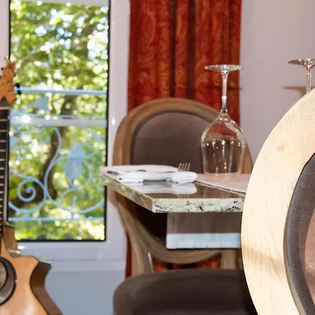 Hotel Restaurant U Castellu 3*