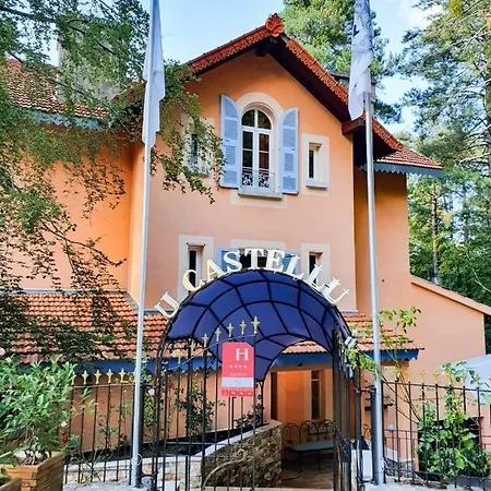 Restaurant U Castellu מלון