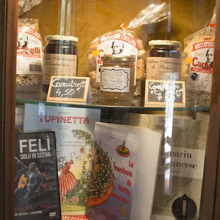 ホテル Restaurant U Castellu