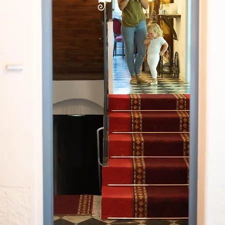 Restaurant U Castellu Отель