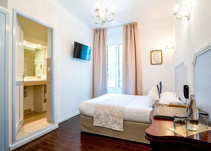 Hotel Restaurant U Castellu 3*