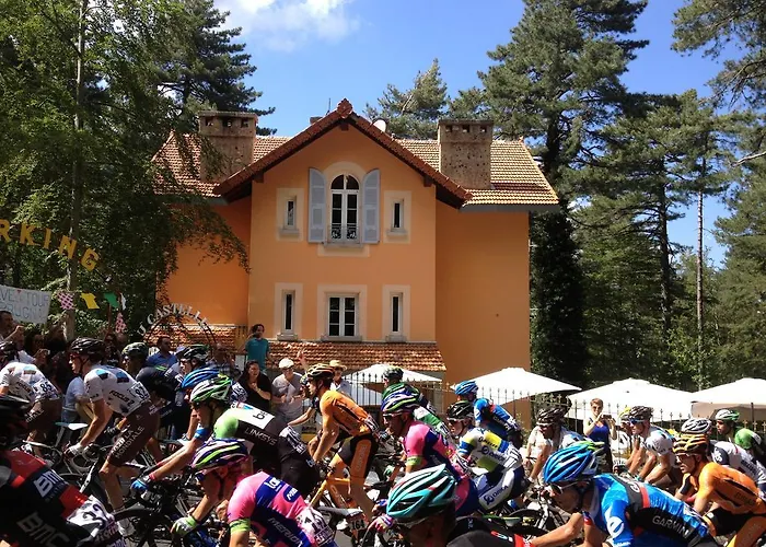 מלון Restaurant U Castellu